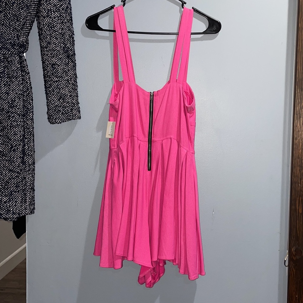 Pink romper - Picture 2 of 3